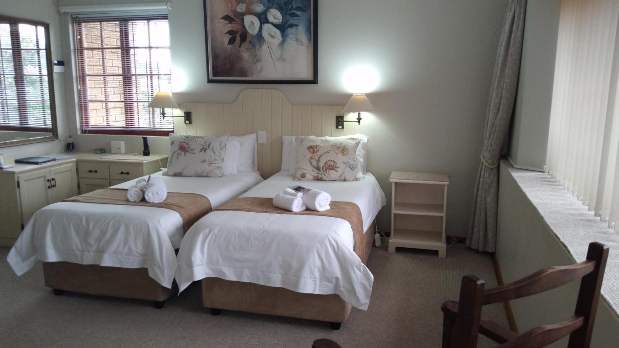 Bayside Lodge Garden Route B&B 플레튼버그 베이 외부 사진